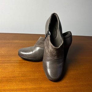 Clarks Women’s shoes
